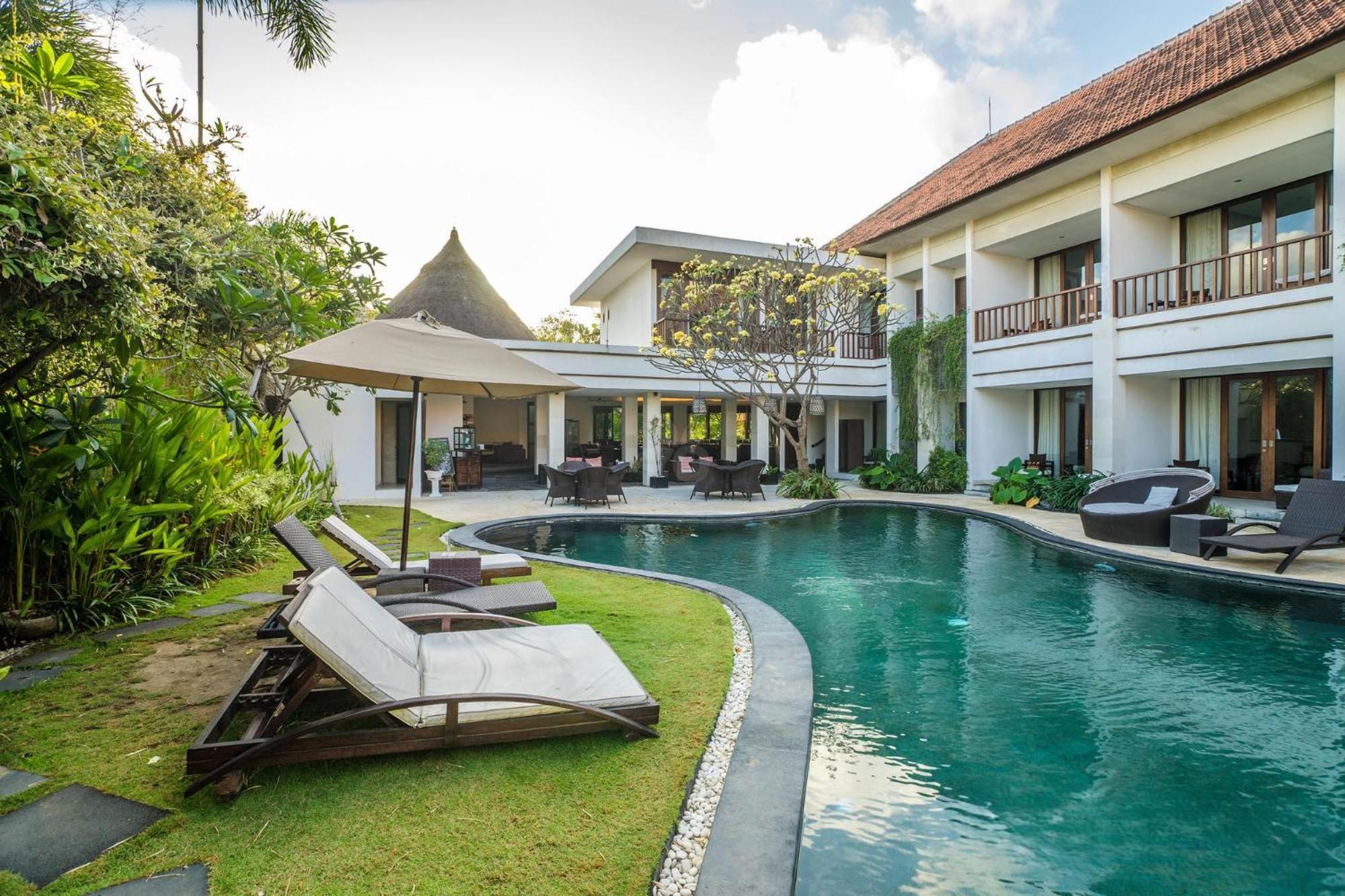 Villa Diana Bali 16 Bedrooms Seminyak Exterior foto